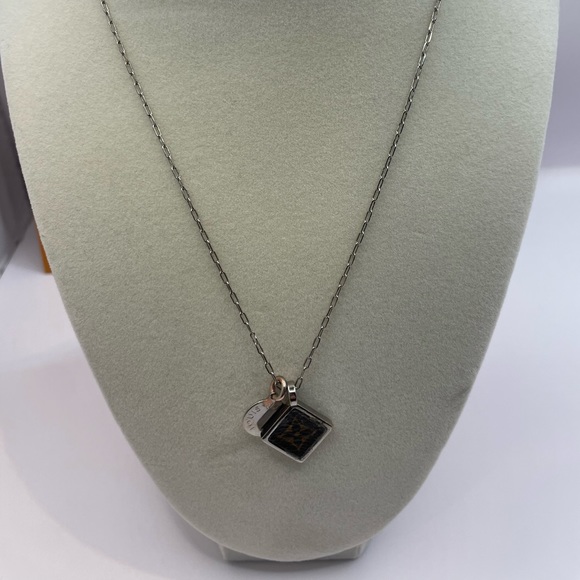 Authentic Louis Vuitton Adjustable Silvertone Necklace - Picture 4 of 11